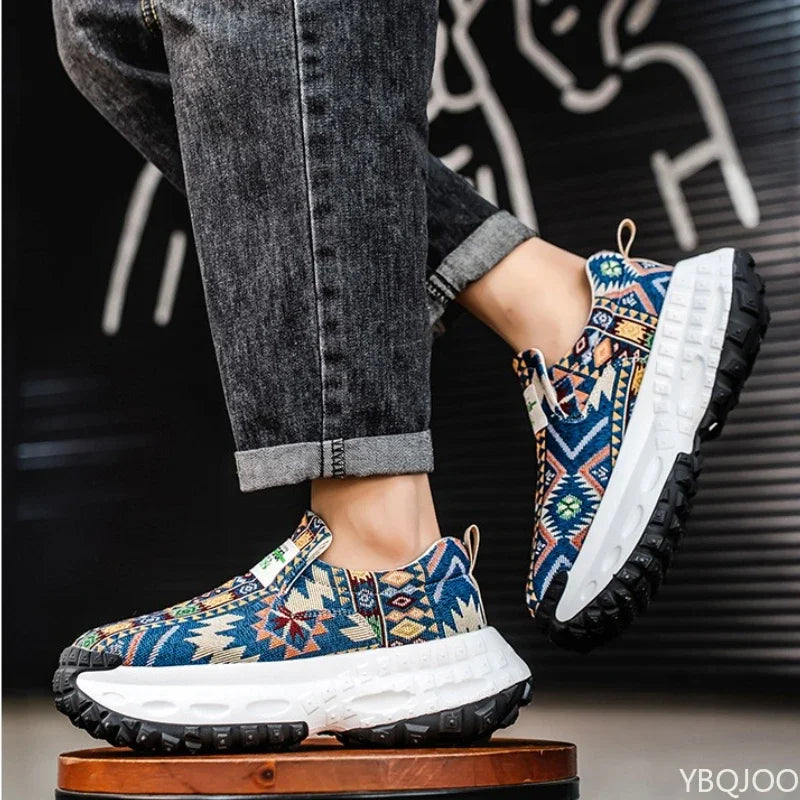 Spring and Autumn Fashion New Breathable Embroidered Thick Soled Men's Shoes with Tall Lazy Feet Casual Sports Men's Shoes