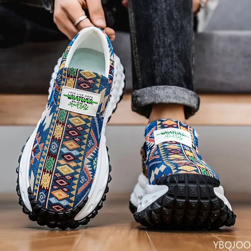 Spring and Autumn Fashion New Breathable Embroidered Thick Soled Men's Shoes with Tall Lazy Feet Casual Sports Men's Shoes