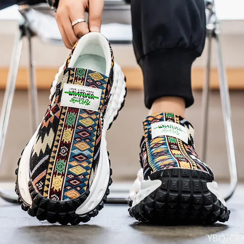 Spring and Autumn Fashion New Breathable Embroidered Thick Soled Men's Shoes with Tall Lazy Feet Casual Sports Men's Shoes